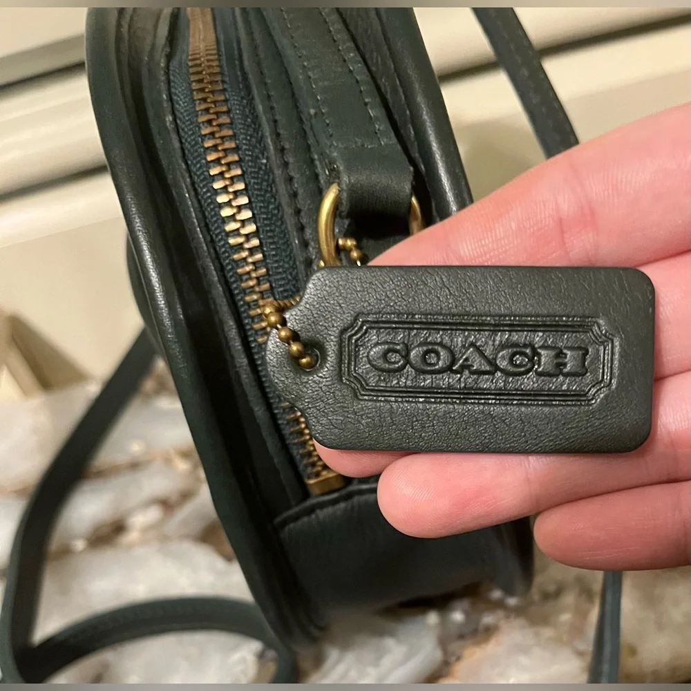 Green Vintage Coach Canteen Bag! - Picture 9 of 16